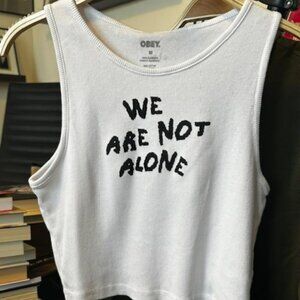 OBEY STUDIOS WOMEN'S  MINI BOLD WHITE SLEEVELESS CROPPED TANK - M